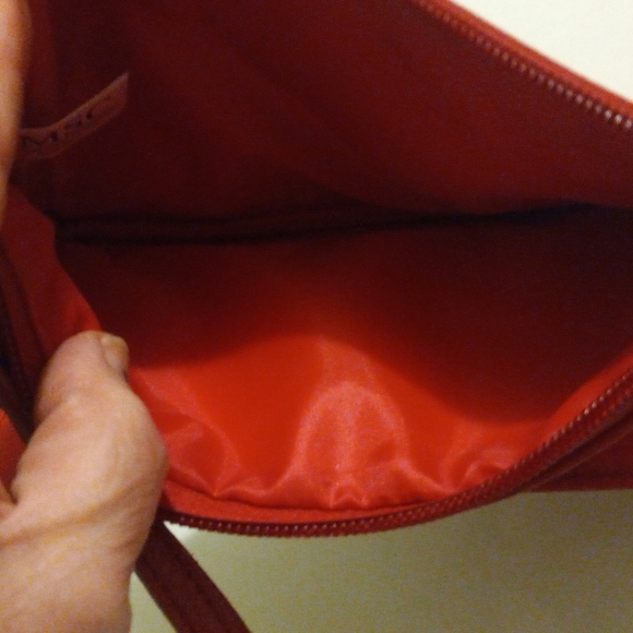 NWOT MSC Main Street Coll. Full size Wallet/Wristlet, Red 8x4 - Picture 4 of 4